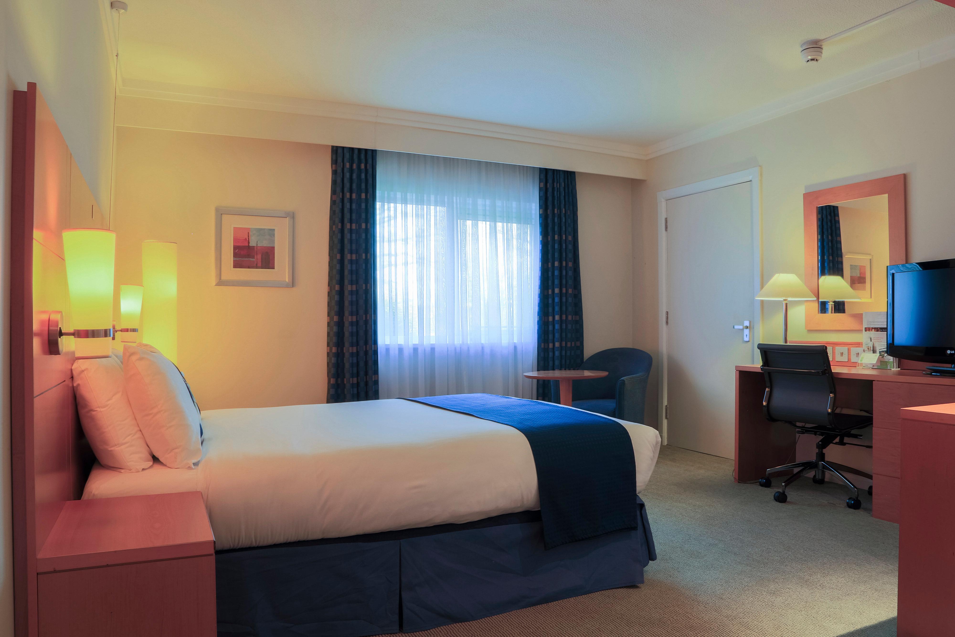 By Ihg Hotel 4*