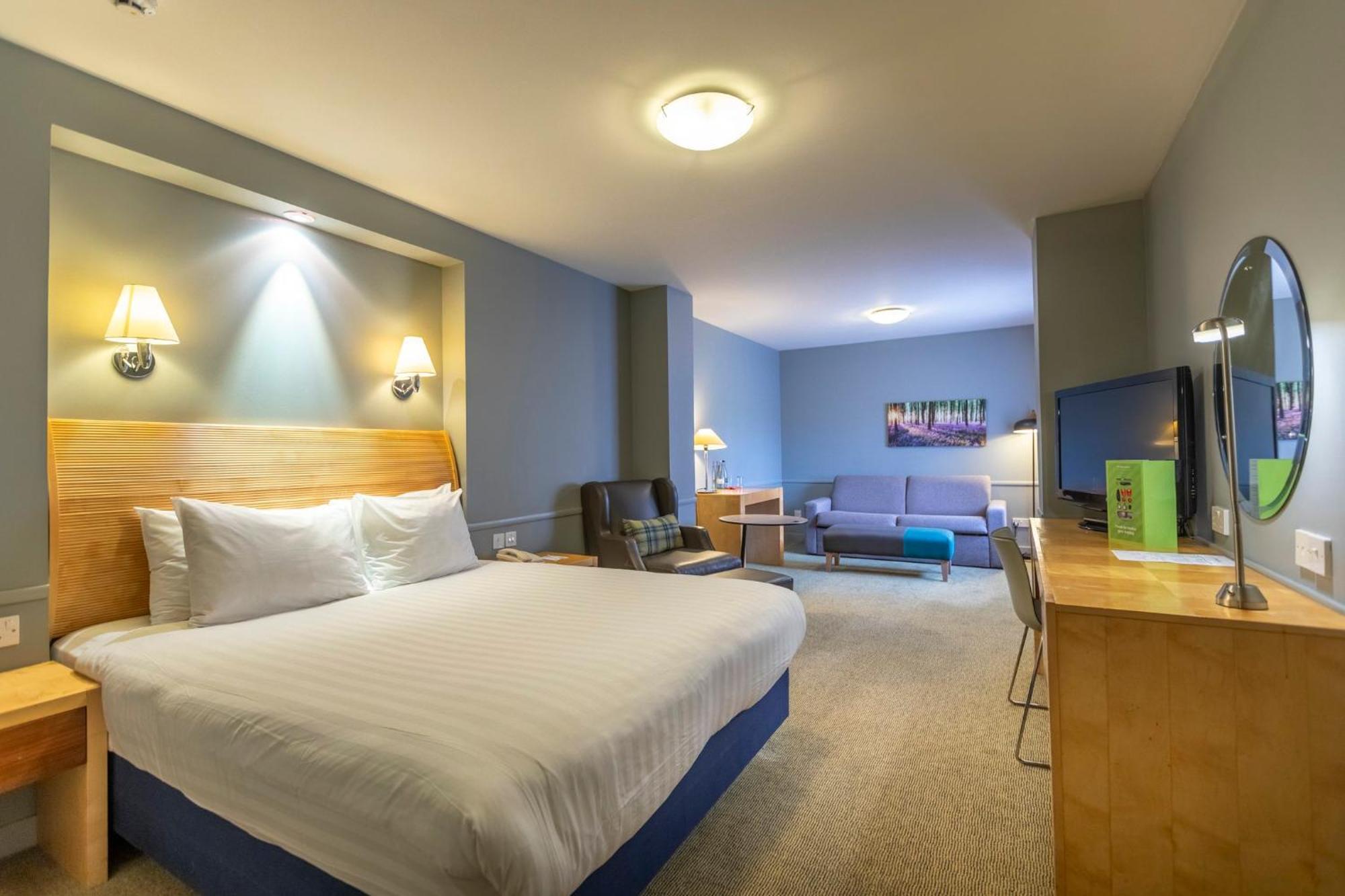 By Ihg Hotel Guildford