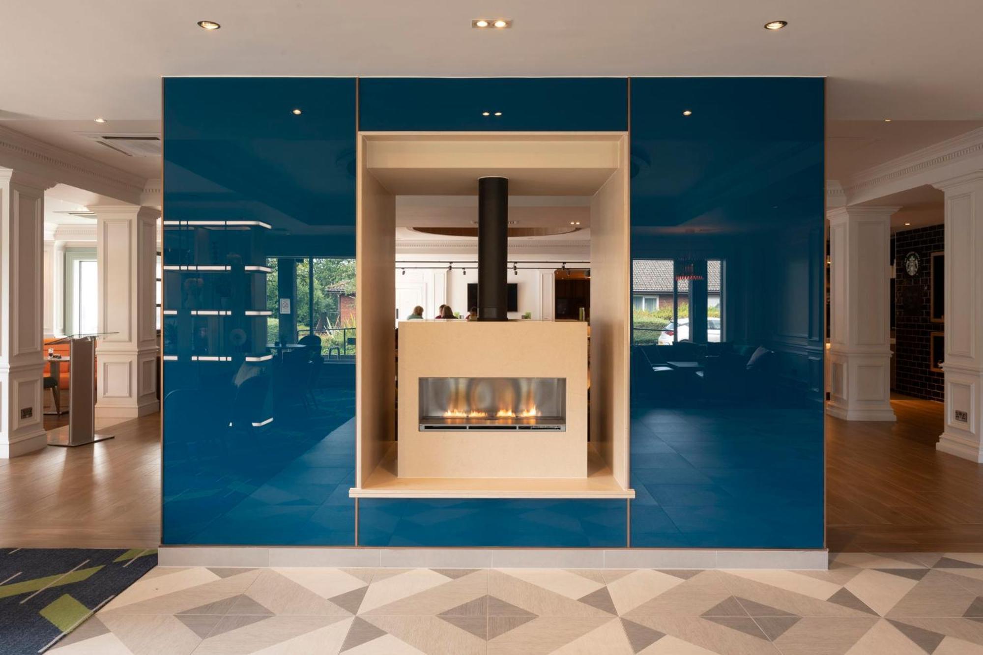 By Ihg Guildford