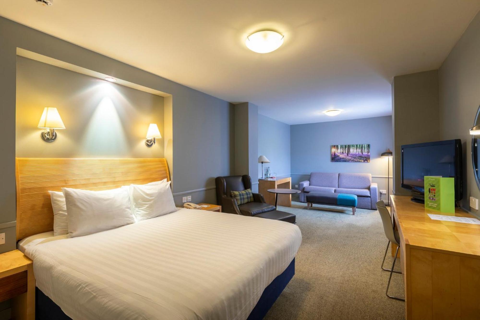 By Ihg Hotel
